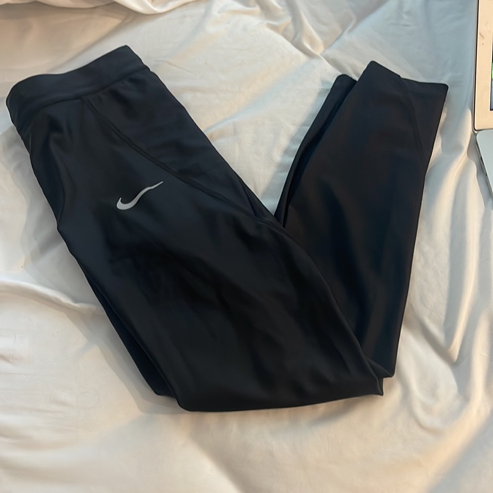 Nike 3/4 length Dri Fit Leggings